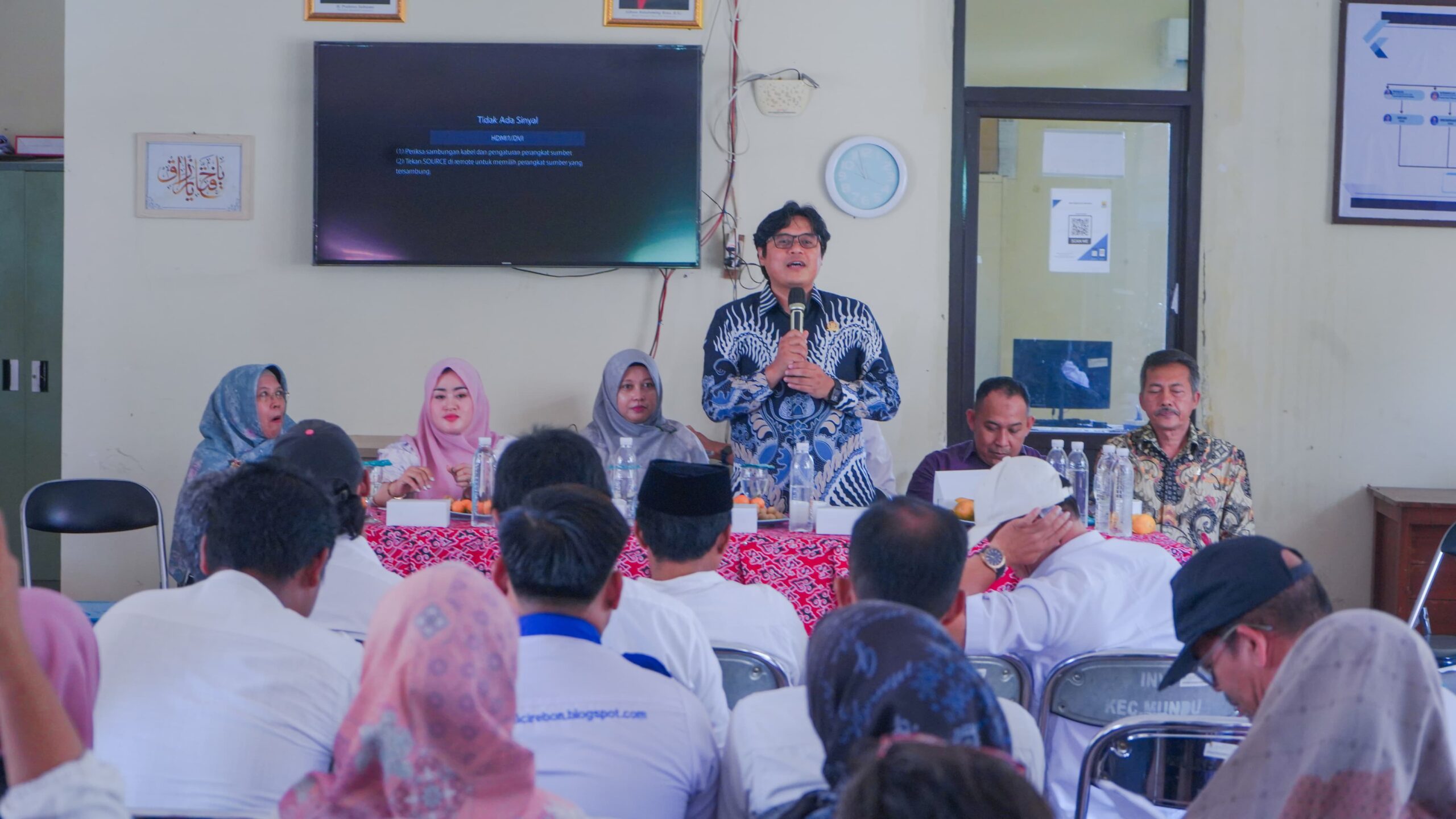 Pimpinan dan anggota DPRD Kabupaten Cirebon saat menghadiri Pra Musrenbang.